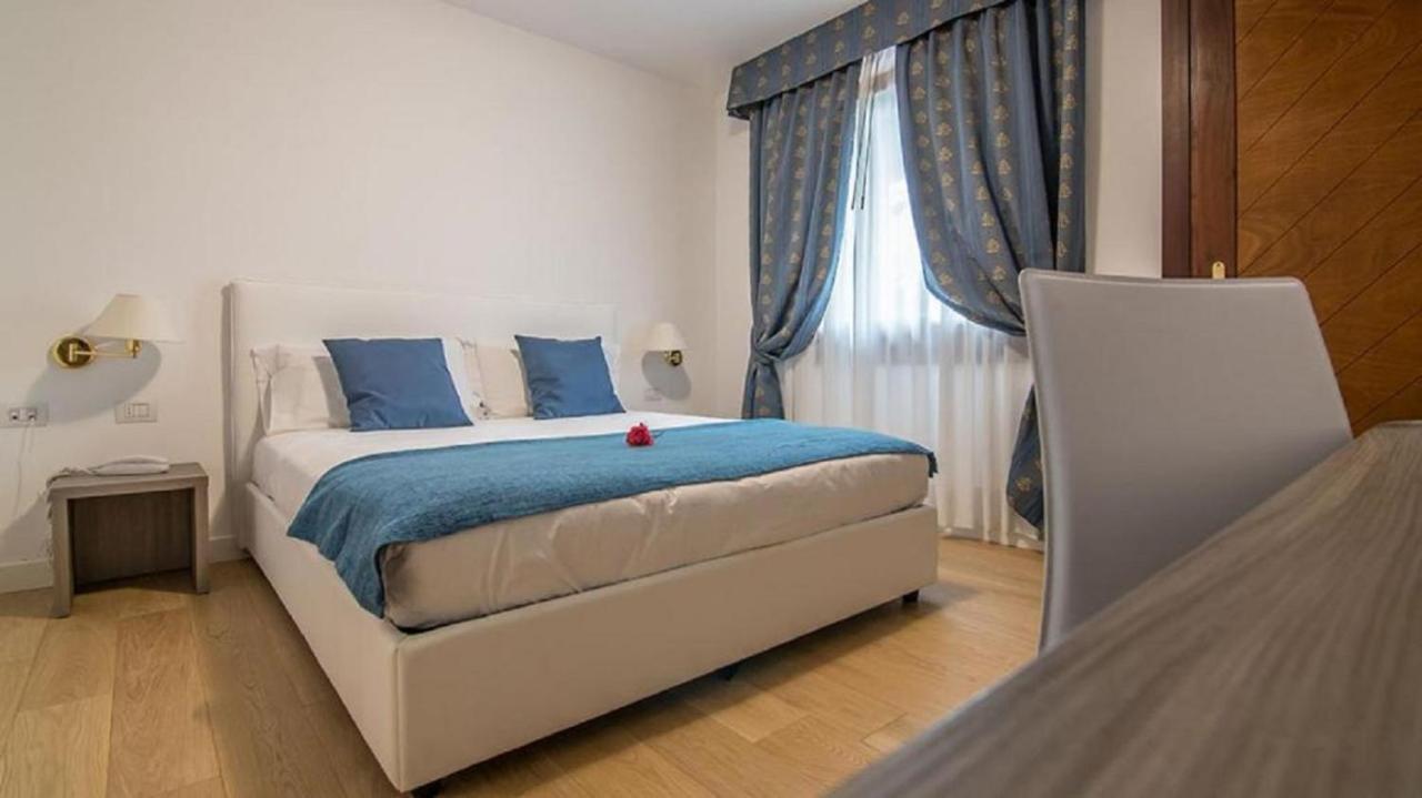 Hotel Luna Vigonovo  Eksteriør billede